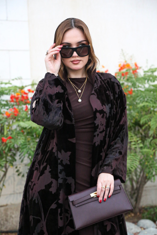 عباية  مخملية- Chocolate