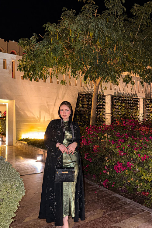 عباية ساكورا