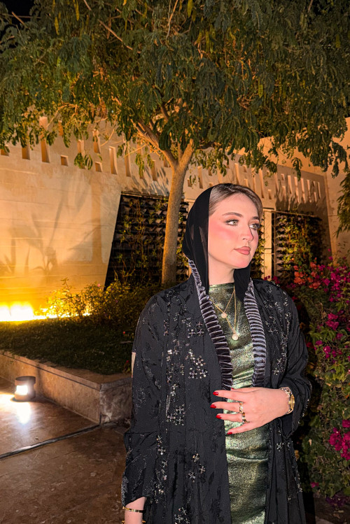 عباية ساكورا