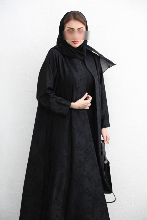 Practical abaya patterned with small flowers
