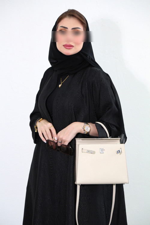 Patterned practical abaya