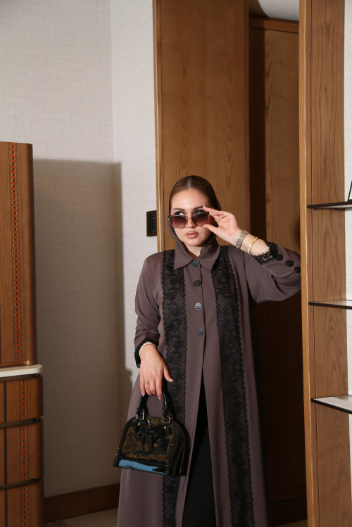 أنتيك موف — Antique Mauve