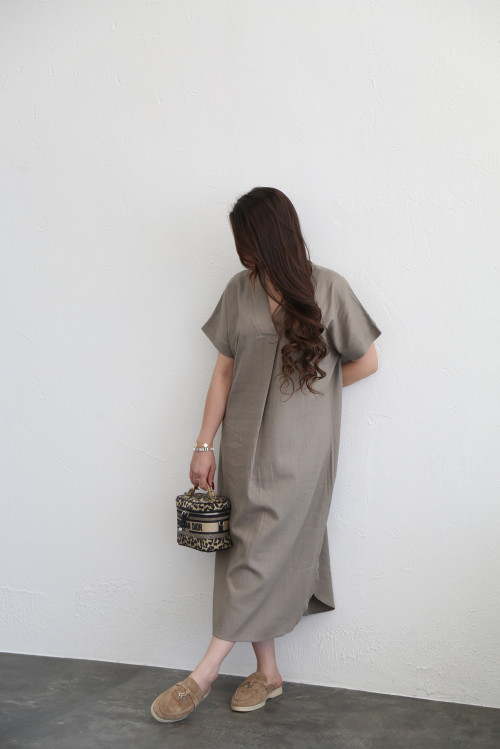 Taupe V-neck midi dress