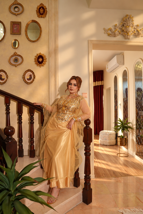 دراعة – Golden Tulle
