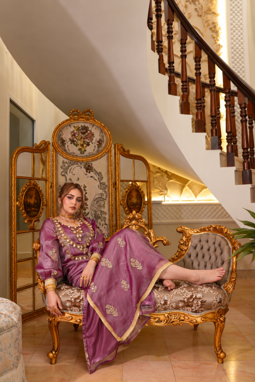 دراعة بعقود ذهبية – Royal Mauve
