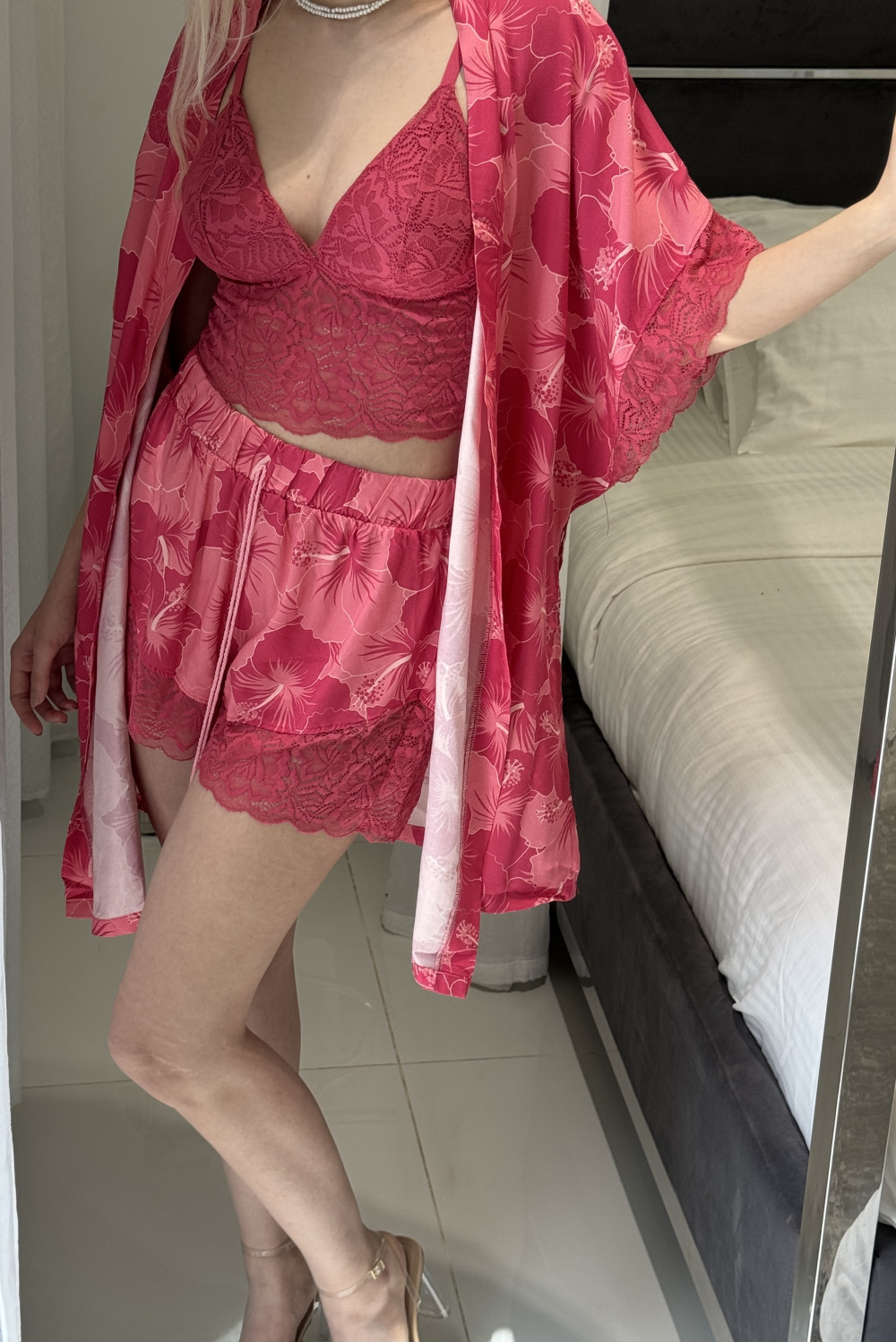 Lingerie sleep sets