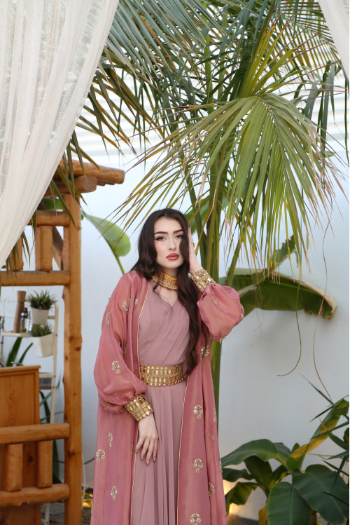 A luxurious rose bisht with golden sleeves