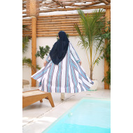 عباية شتوية باللون الابيض