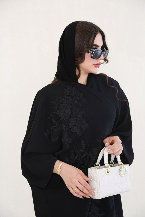 Wide abaya with black embroidery with flowers