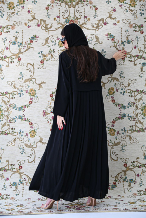 Pleated abaya in black, raw, soft, cool Korean dew