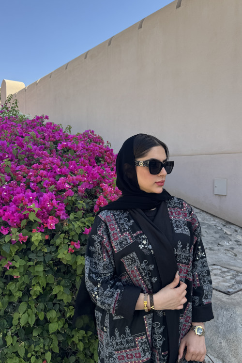 Black linen bisht abaya with folding sleeves