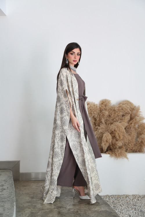 Gray bisht