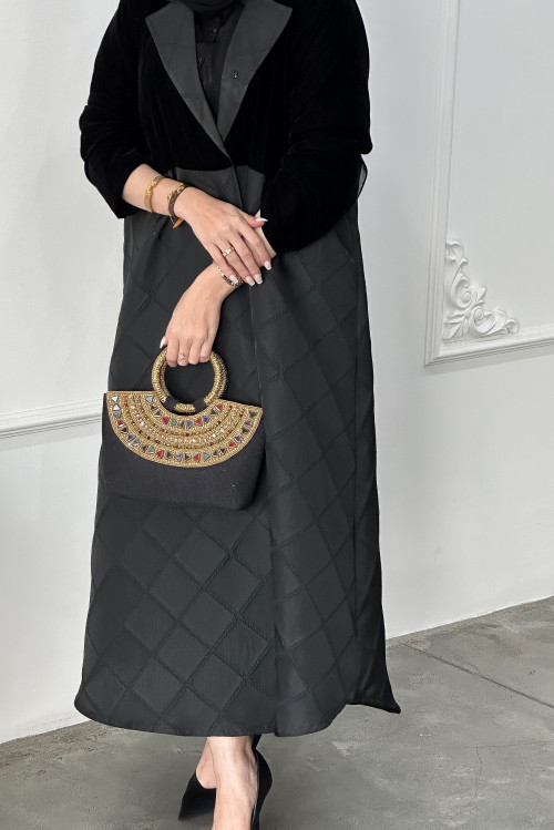 Luxurious abaya with velvet and jacquard