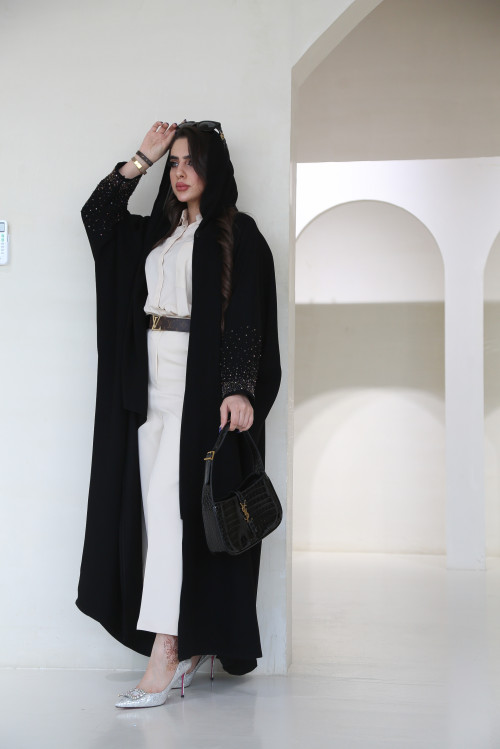 Black Bahraini abaya with handwork sleeves