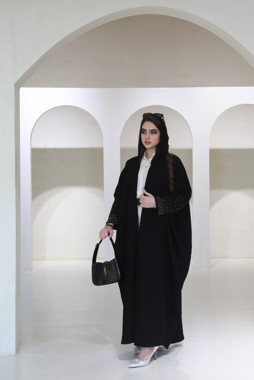 Black Bahraini abaya with handwork sleeves