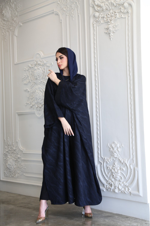 Bahraini abaya in navy blue