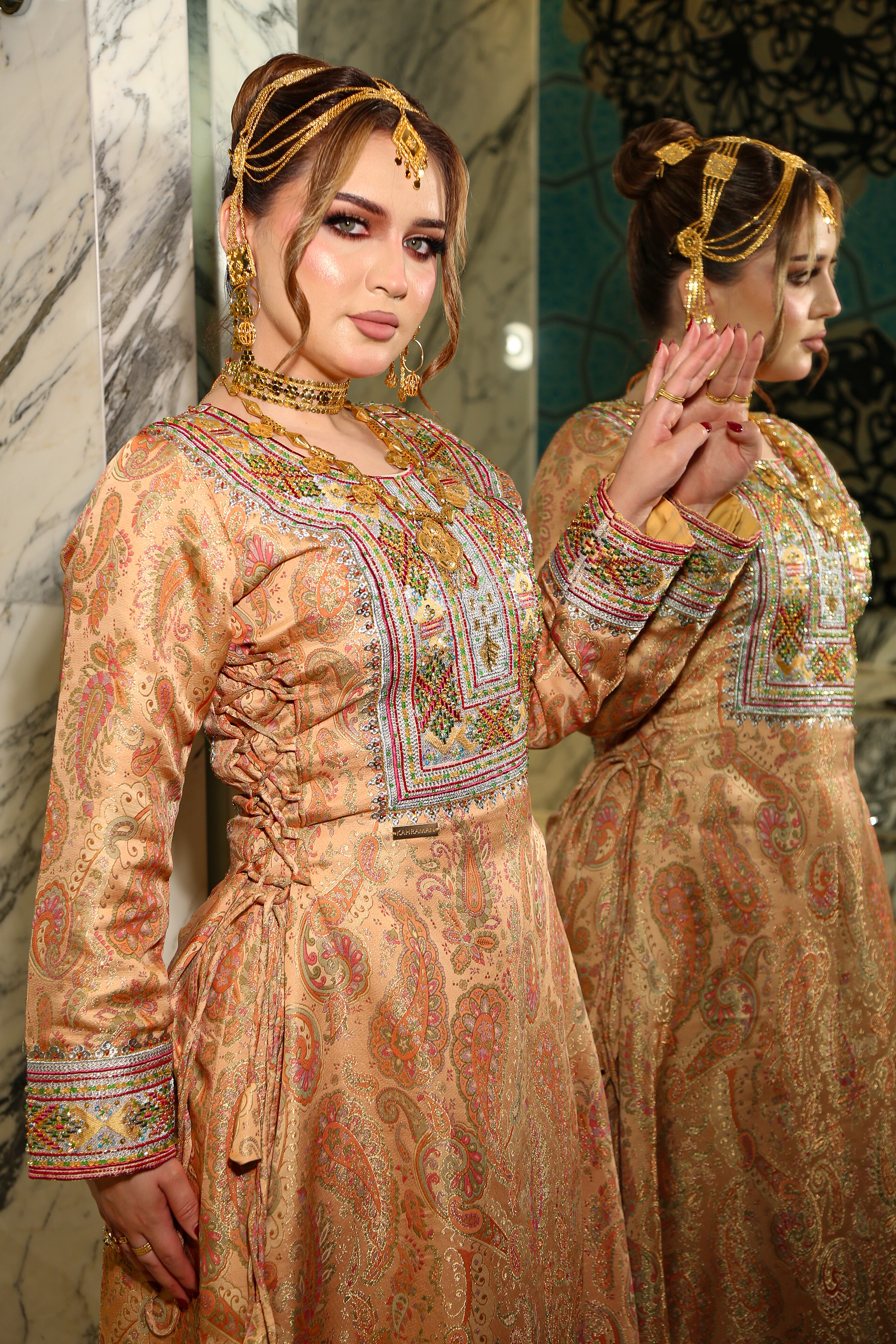 ثوب صوري (بيج)