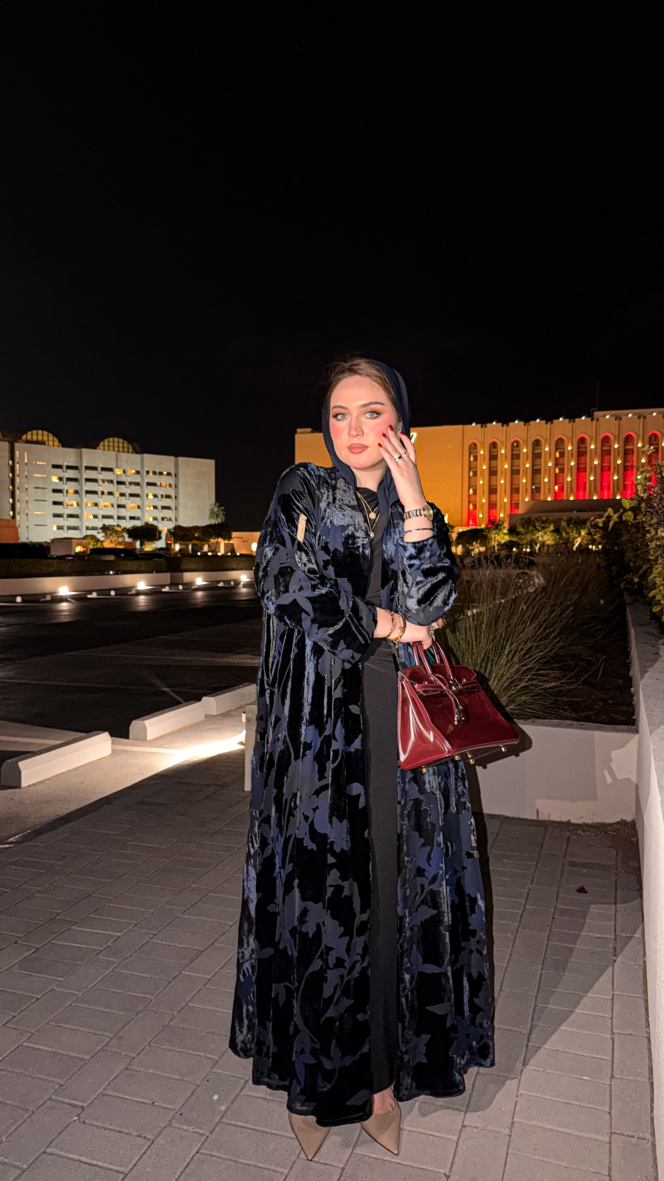 عباية  مخملية- Marin Blue
